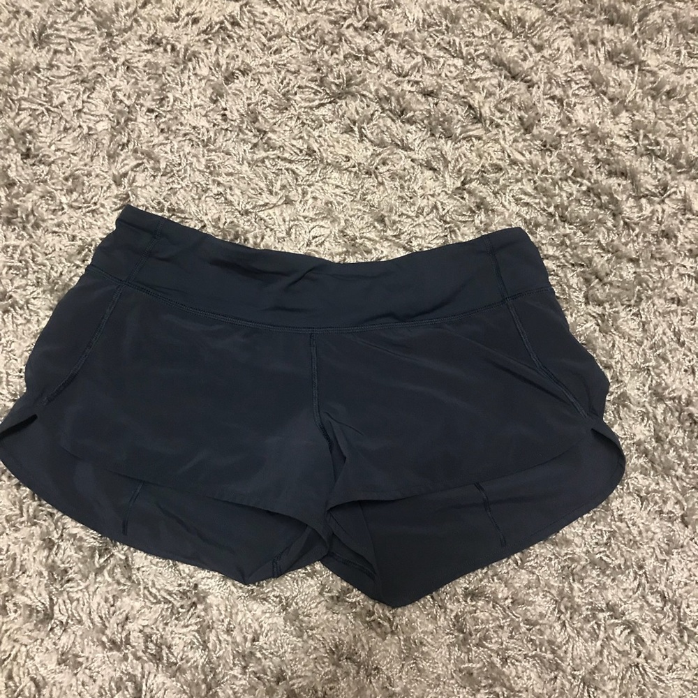 navy blue lululemon shorts